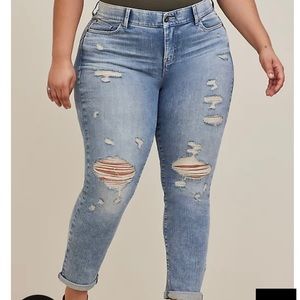 Torrid Bombshell Straight Premium Stretch High-Rise Jean 24 Long
